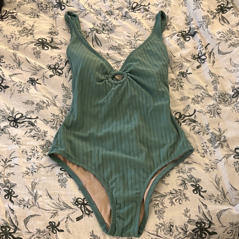 Kona Sol Ribbed Forest Green One-Piece Swimsuit with Front Ring